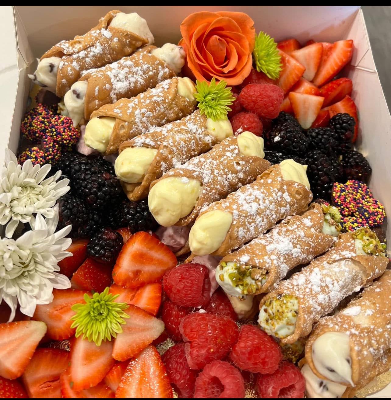 Traditional Mini Cannolis